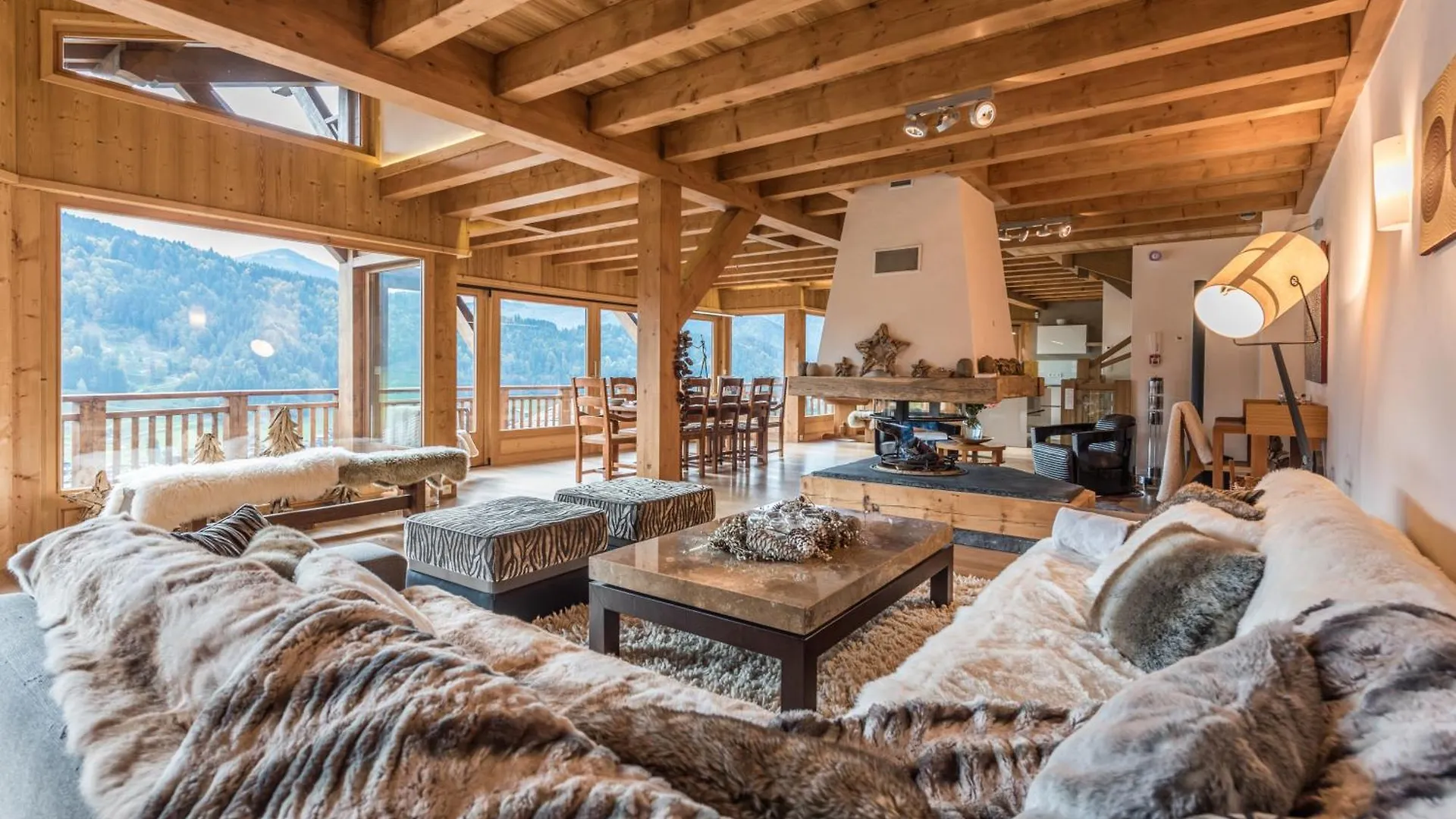 Chalet Omaroo Morzine - By Emerald Stay