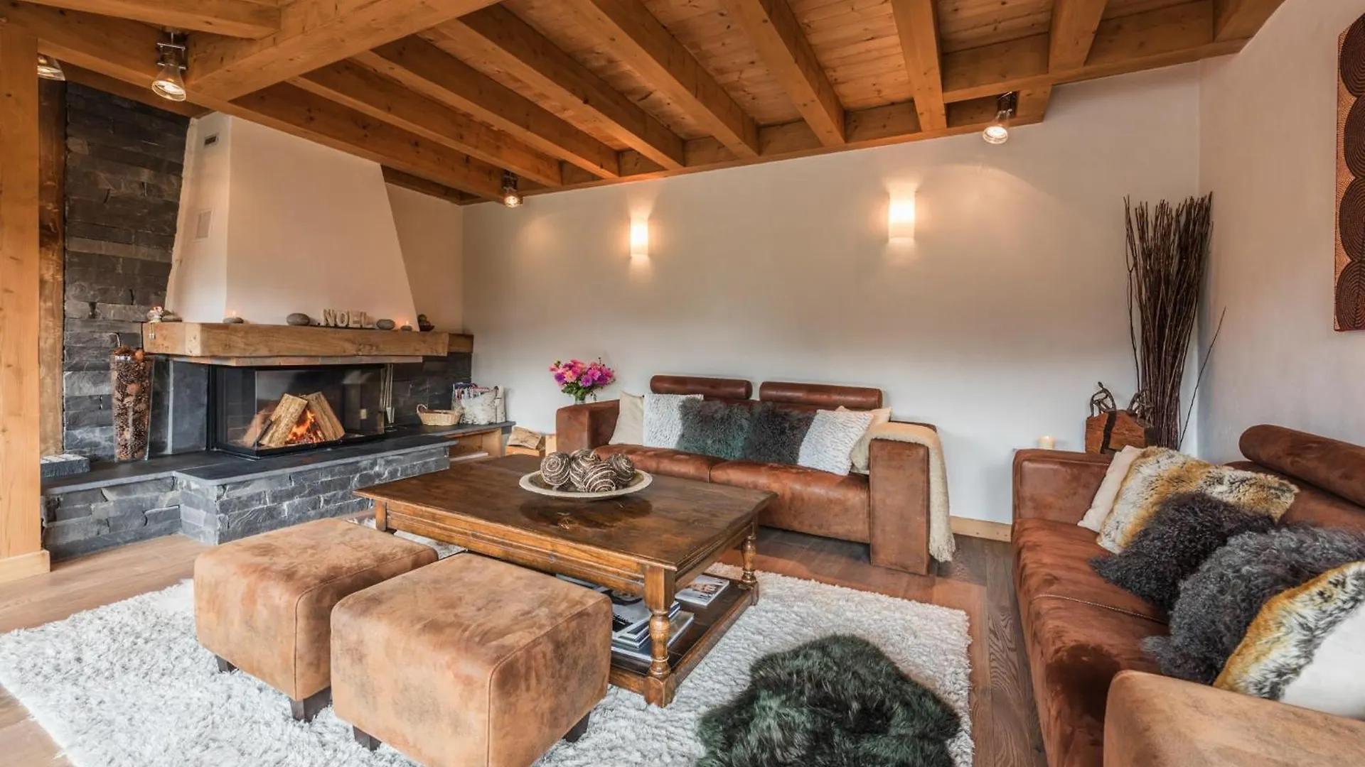 Chalet Omaroo Morzine - By Emerald Stay